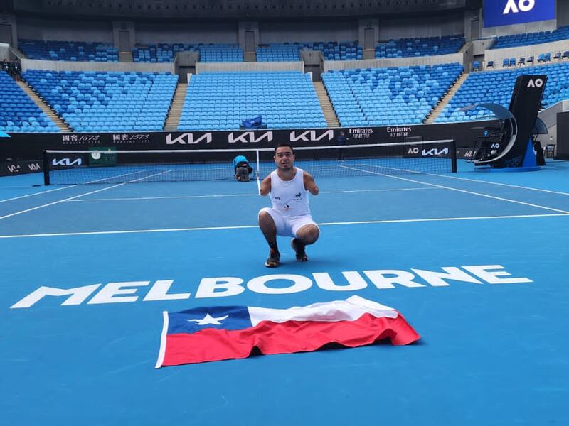 El salto a la fama de Nicolás Basaez en el Abierto de Australia: “Cuando me veían jugar sin brazos, todos quedaban sorprendidos”