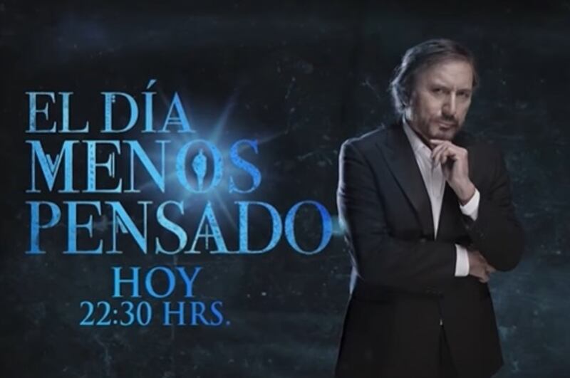 Carlos Pinto es el conductor del programa "El día menos pensado", en TVN.