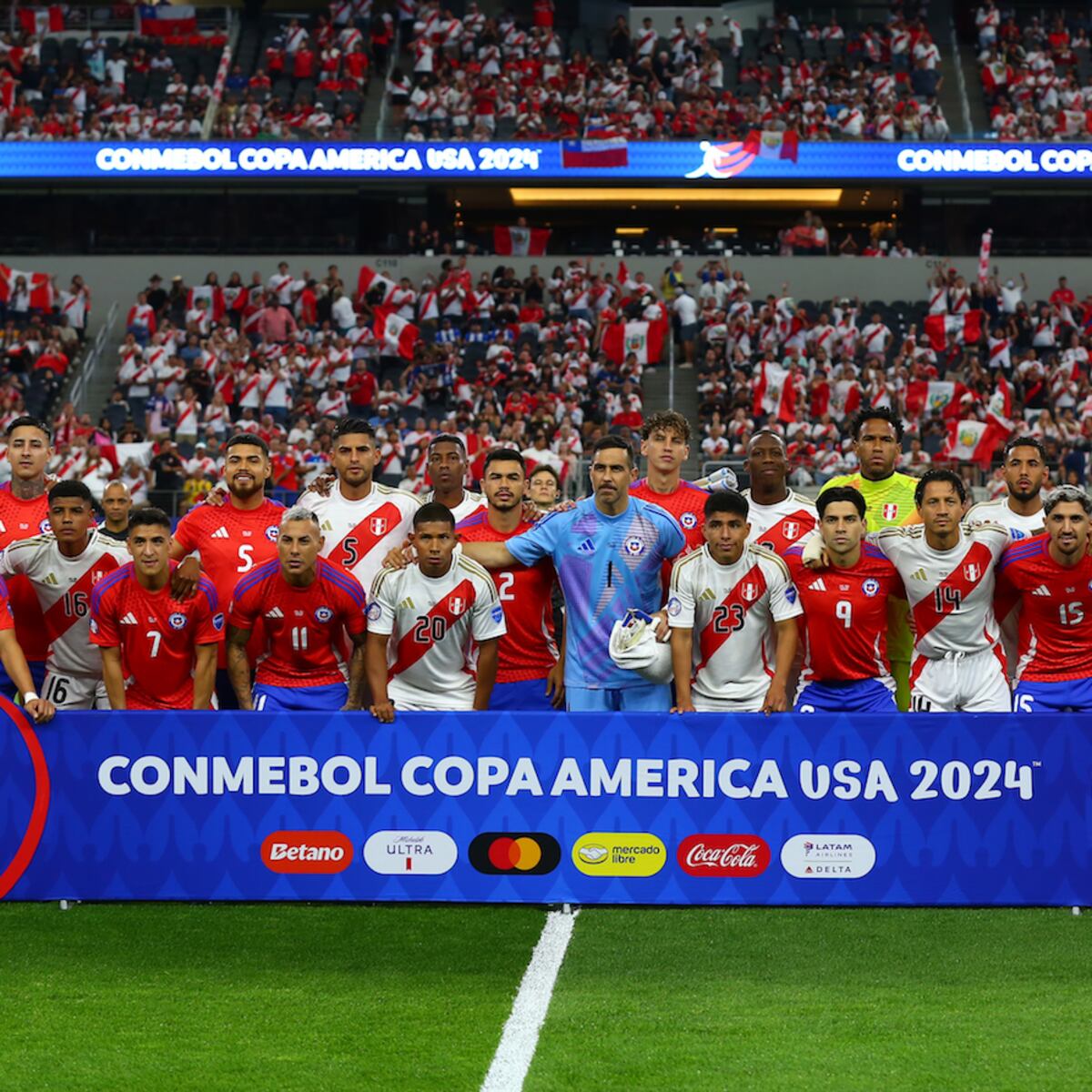 Gareca llega a Perú con equipo diezmado Gareca llega a Perú con equipo diezmado
