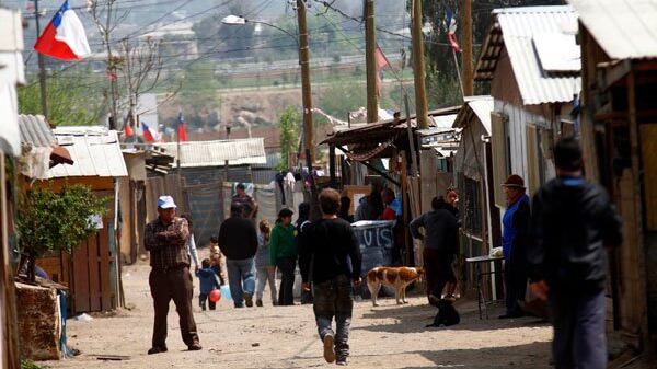 Fundación Soymás y NeuroUC organizan seminario sobre cómo el trauma temprano perpetúa la desigualdad socioeconómica: “A mayor pobreza, mayores son los daños”