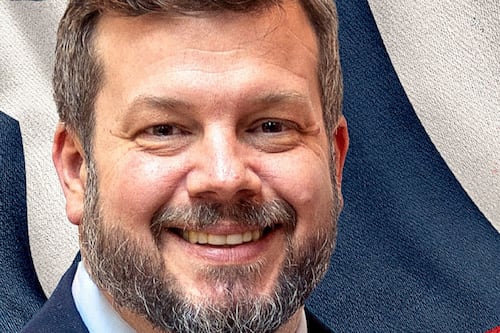 “Eliminar contribuciones para todos”: El ultimátum de Johannes Kaiser a José Antonio Kast por promesas de campaña