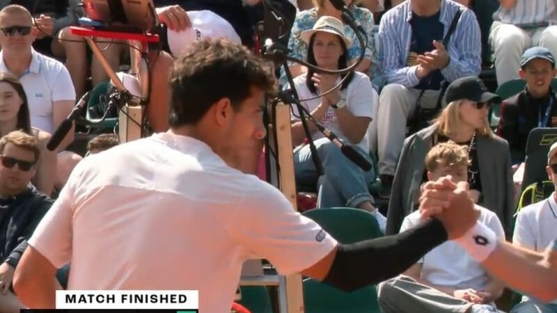 Cristian Garín sigue con su demoledora racha en Poznan y avanza a semifinales tras vencer en dos sets al checo Martín Krumich