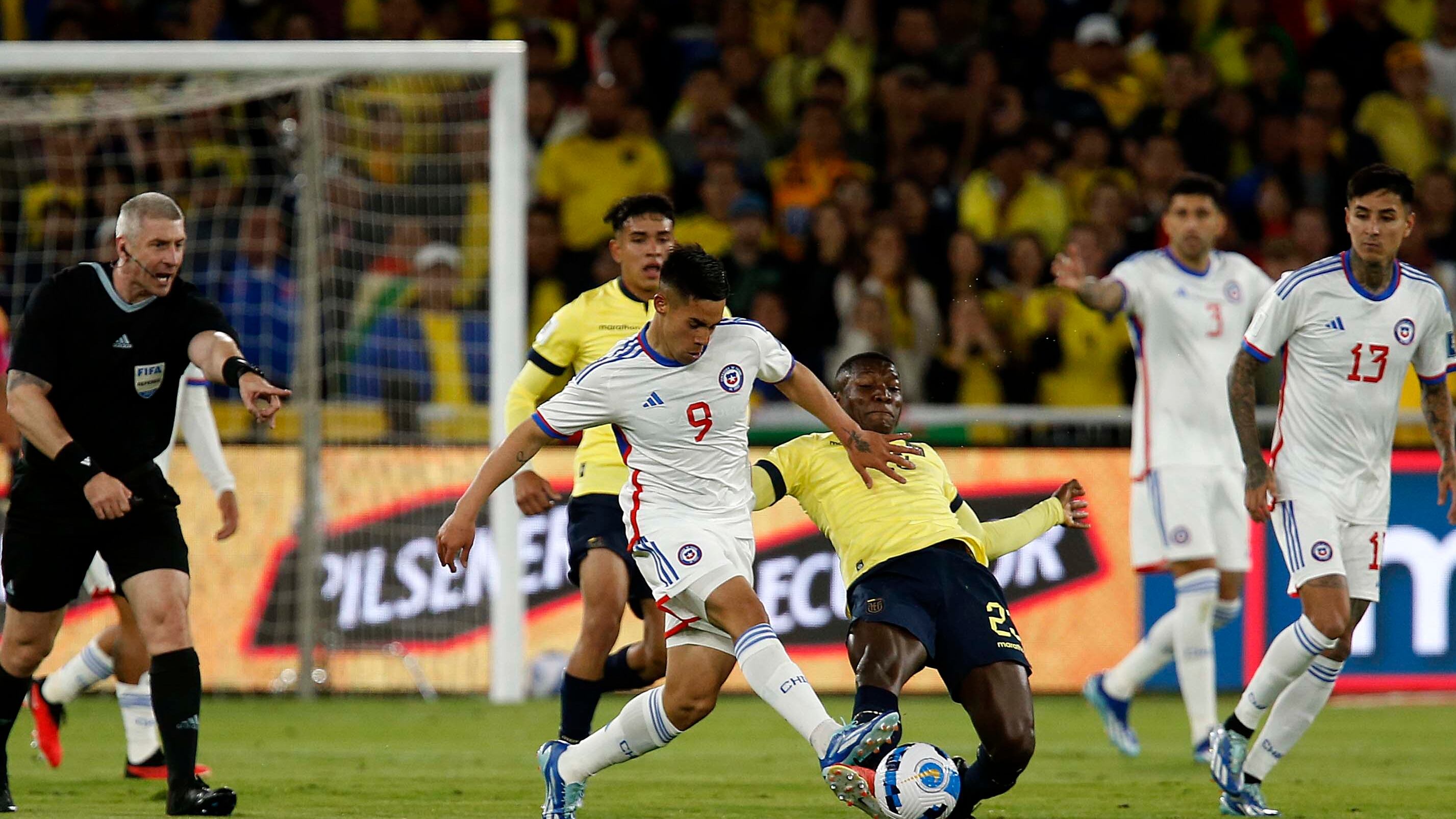 La selección chilena se enfrentó esta tarde a Ecuador por las clasificatorias mundialistas.