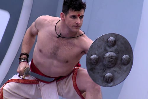 Eyal Meyer ingresa hoy a “Mundos Opuestos”: actor será el nuevo gurú del reality y protagonizará inesperado romance