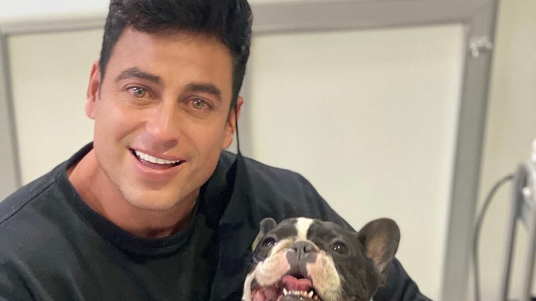 El brasileño contó el tratamiento de acupuntura que realiza a su mascota para paliar sus dolores.