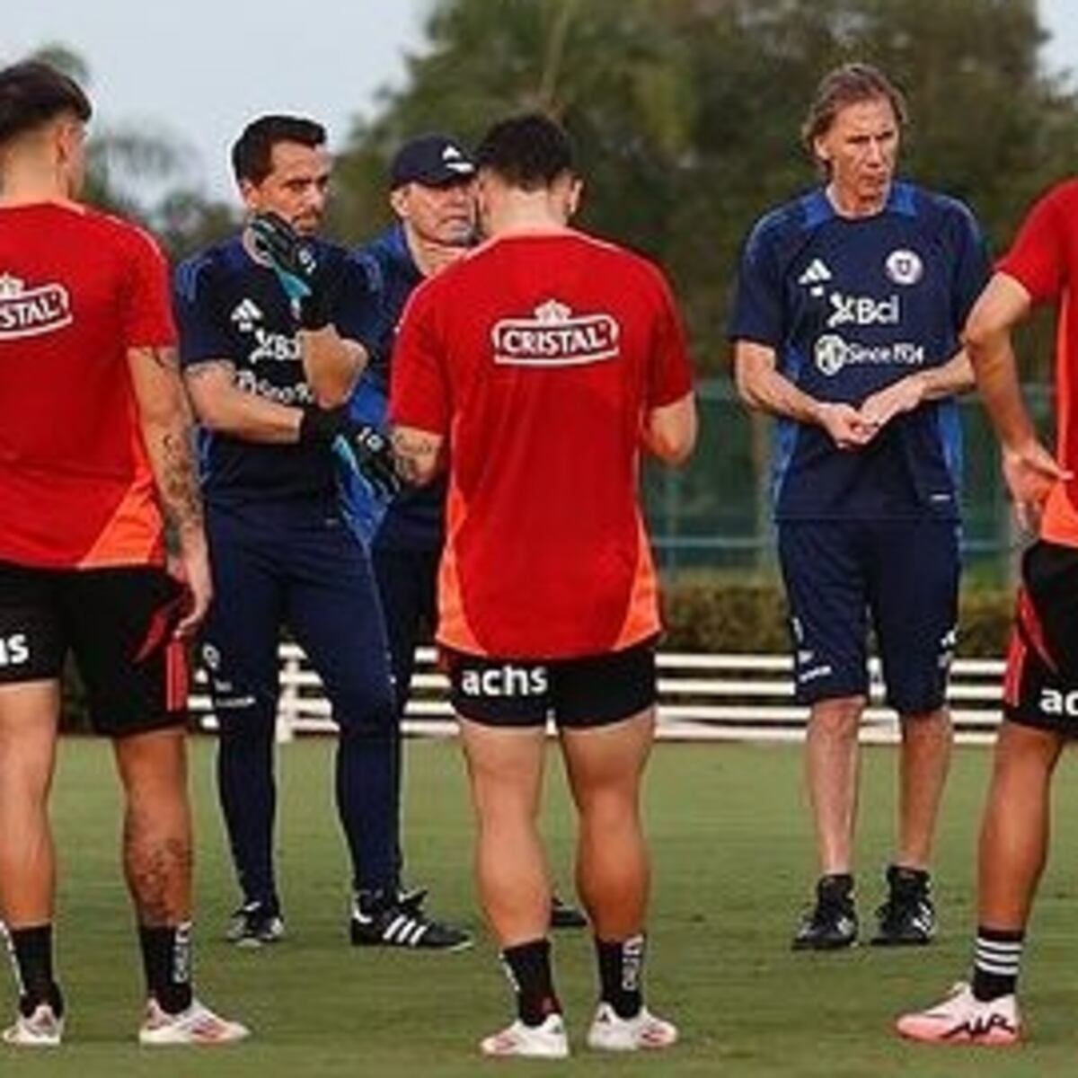 Conmebol designa árbitros polémicos para Chile vs Brasil y Colombia Conmebol designa árbitros polémicos para Chile vs Brasil y Colombia