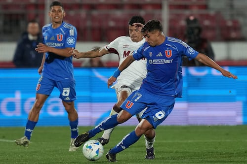 La “U” se podría enfrentar a Sampaoli en la final de la Sudamericana: ¿Qué canal transmite el partido ante Lanús?