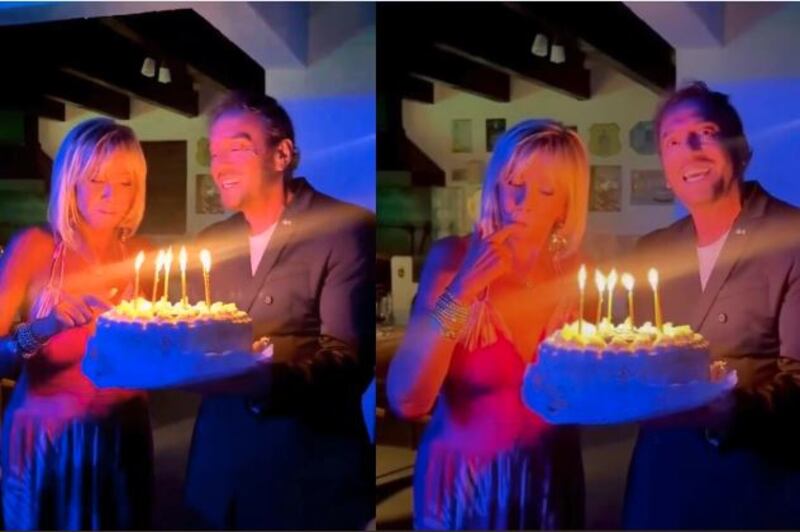 La animadora de Tal Cual, Raquel Argandoña, celebró su cumpleaños número 67 en compañía de su hija Kel Calderón -con quien ya hizo las paces tras su comentado distanciamiento- y se dejó ver junto a un desconocido galán que, aparentemente, estaría conquistando el corazón de La Quintrala. 
Fue a través de sus historias de Instagram donde compartió un registro de la celebración realizada en Maitencillo, justo cuando se ve bailando al ritmo de Abba con el hombre, a quien le da un beso en el borde de la boca, lo que hizo pensar a sus seguidoras que el romance con Félix Ureta ya era historia. 
Si bien, hasta el momento se desconoce la identidad del pretendiente, también se le vio sosteniendo la torta, mientas Raquel pedía los deseos en su nueva vuelta al sol y apagaba las velas. 
Ahí, se escucha a su entusiasta hija que grita el clásico “¡que la muerda, que la muerda!”, dando cuenta que ya retomaron la relación madre e hija, luego que Raquel la acompañara a su ceremonia de titulación como abogada y se encontraran en un viaje en Tailandia. 
Además, de Kel, también estuvo presente su pareja, el chef Renzo Tissinetti y sus amigos Jordi Castell, Francisca Merino y Antonio Vodanovic.