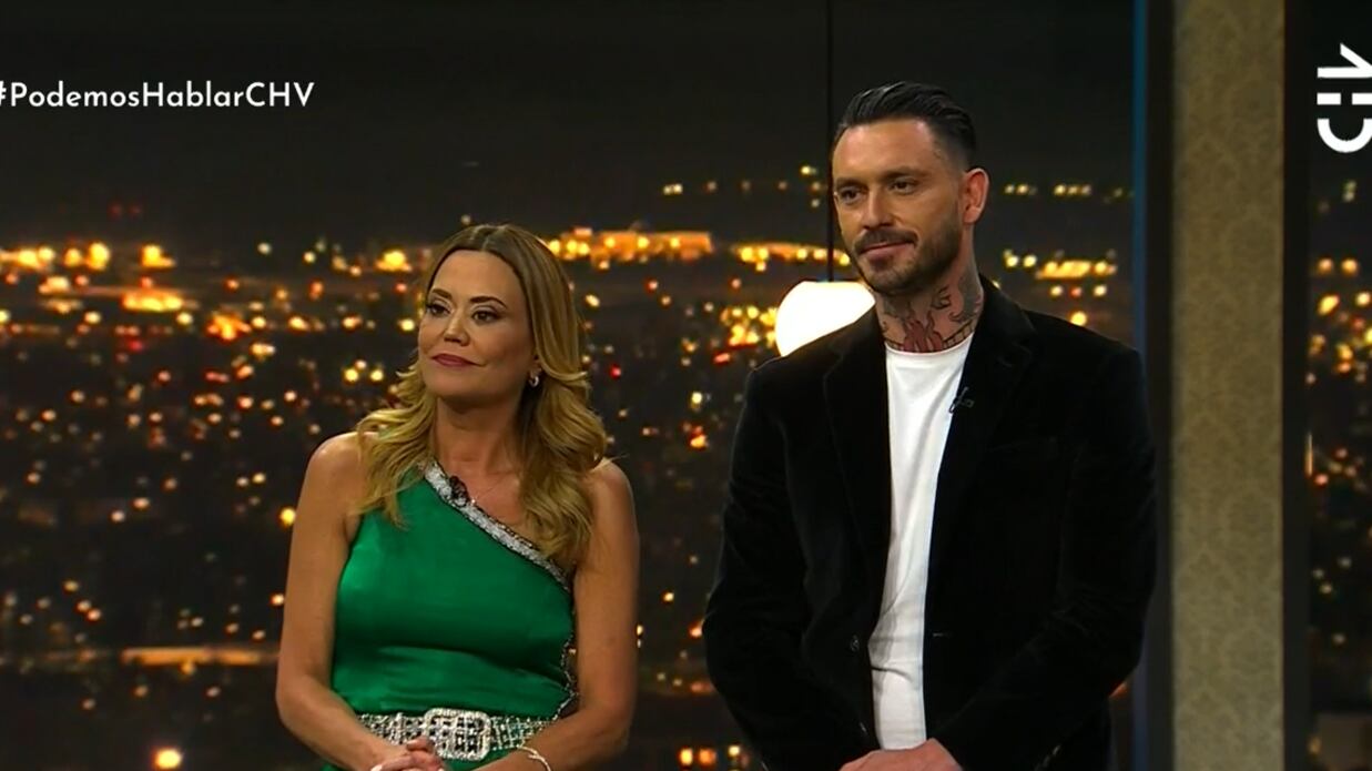 Pinilla y Daniella Campos en Podemos Hablar.