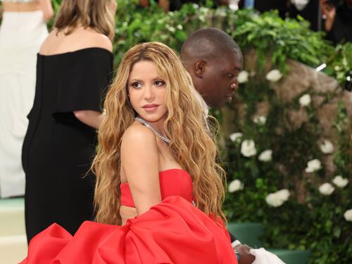 Más de 100 metros de tela se usaron para el vestido de Shakira en la Met Gala 2024