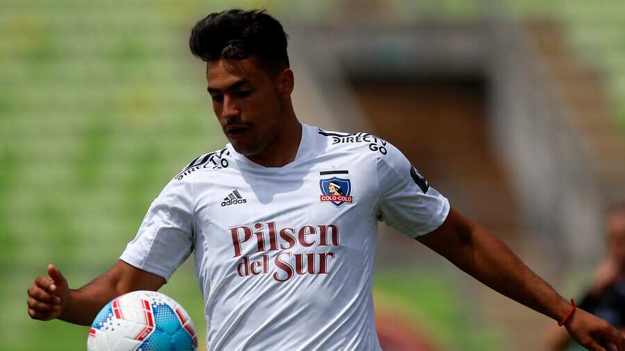 Iván Morales fue titular en el primer amistoso de pretemporada de Colo Colo