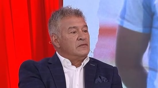 El exfutbolista y actual comentarista deportivo reconoció estar en contra de la nacionalización de futbolistas para ser convocados a la selección chilena.