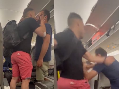 (Video) Dos hombres se fueron a los golpes tras una discusión dentro de un avión
