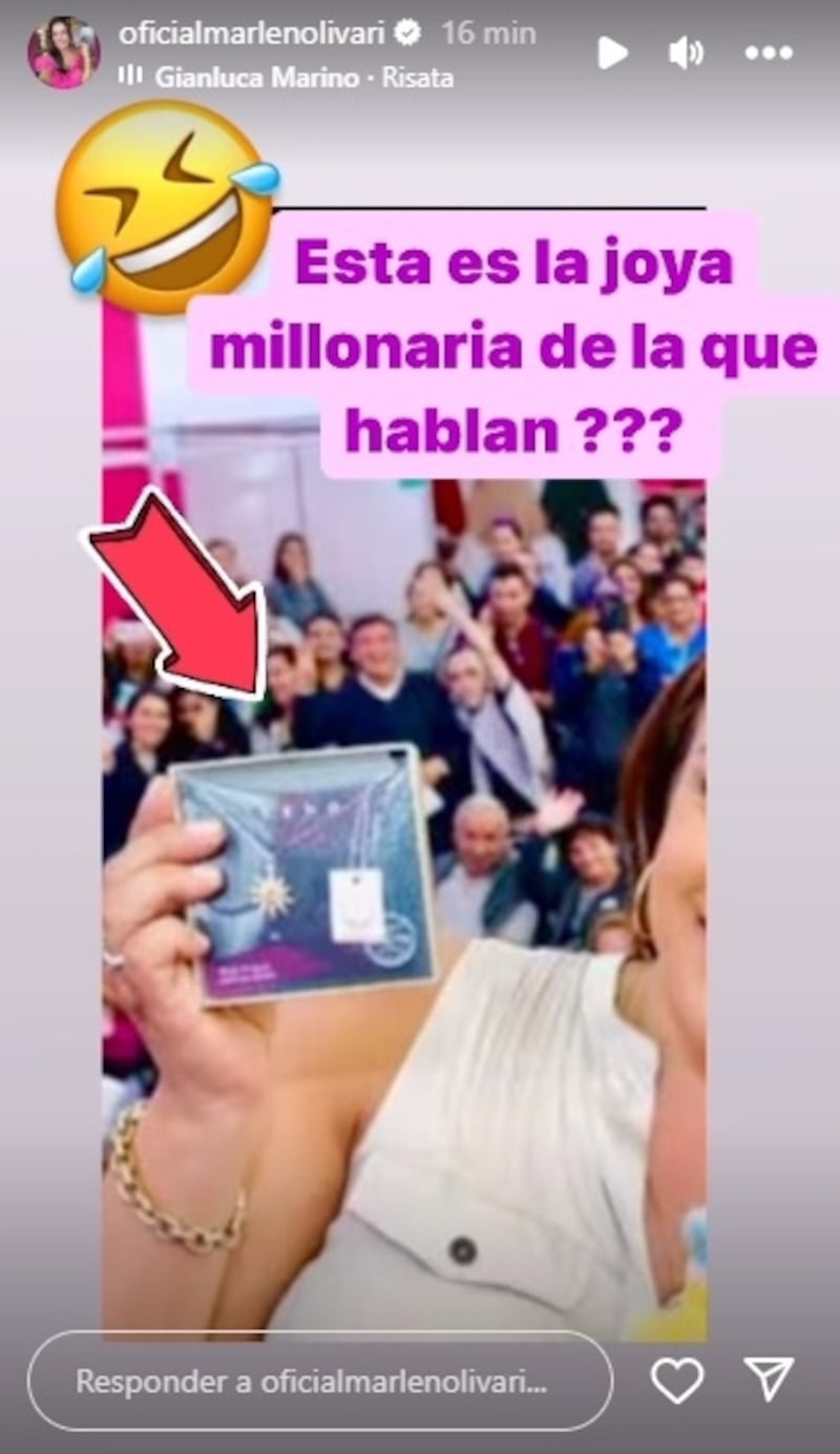 La mediática respondió en sus redes sociales a quienes la criticaron por recibir la joya de parte de Cathy Barriga.
