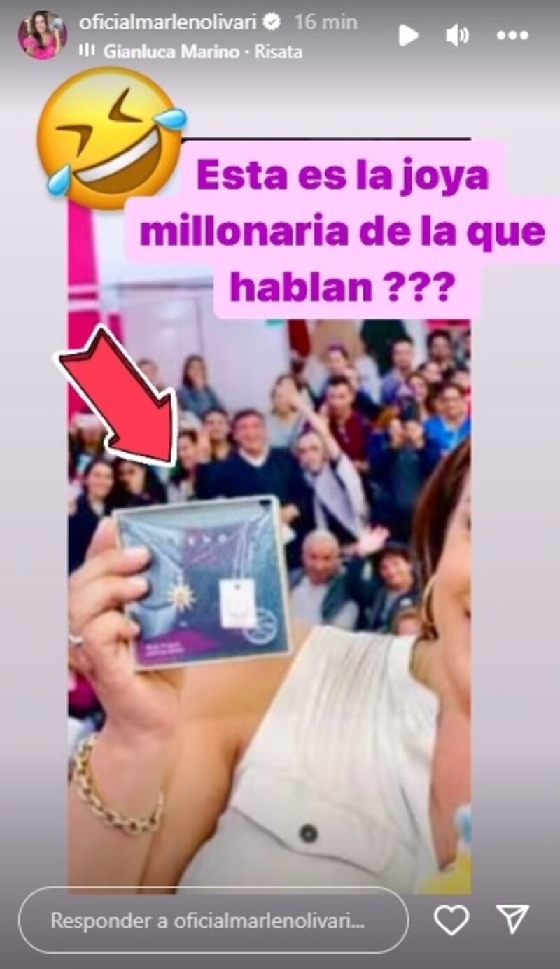 La mediática respondió en sus redes sociales a quienes la criticaron por recibir la joya de parte de Cathy Barriga.