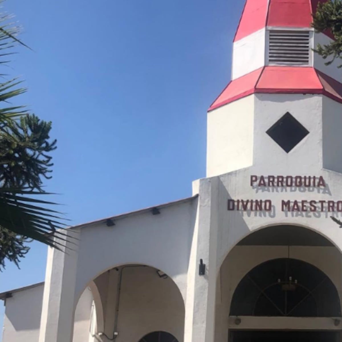 Sujetos armados percutaron disparos en parroquia de Rancagua Sujetos armados percutaron disparos en parroquia de Rancagua