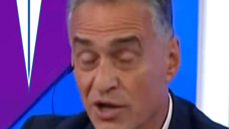 Comentarista argentino por la UC