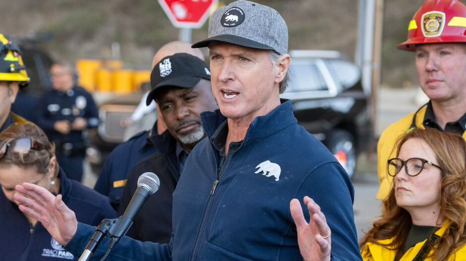Gobernador de California responde a Donald Trump por incendios y pide "no politizar una tragedia humana"