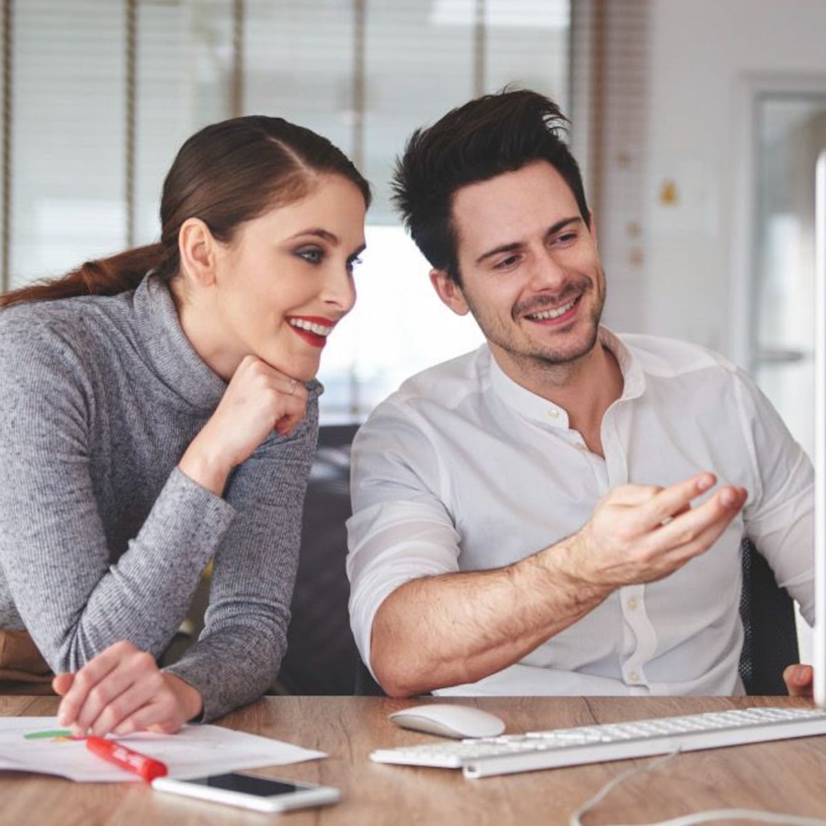 Romances en la oficina: crecimiento y riesgos en Chile Romances en la oficina: crecimiento y riesgos en Chile