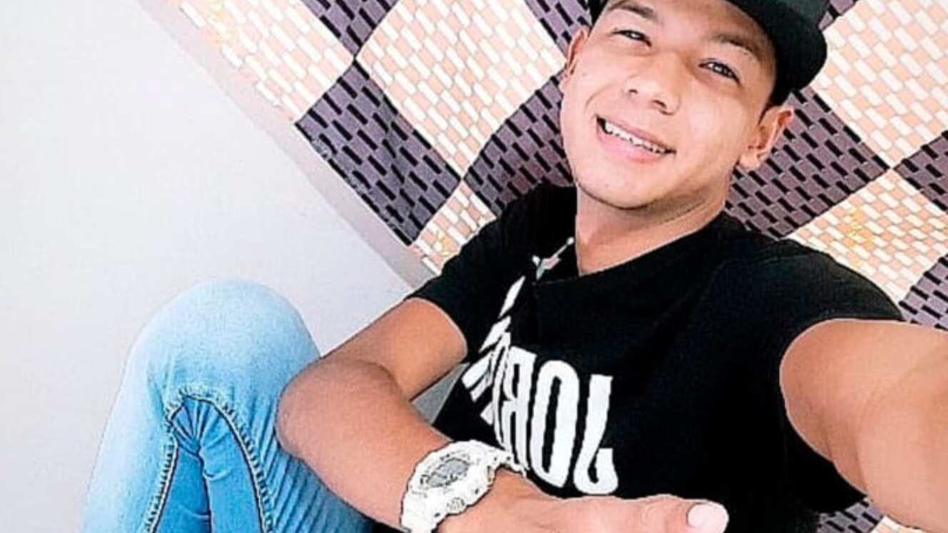 Carlos Cortez Flores