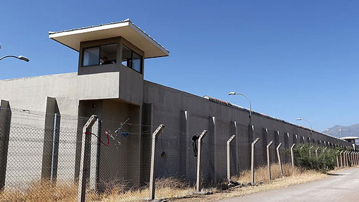 Dos reos se fugaron desde la cárcel Colina 1: GOPE realiza intenso operativo de búsqueda