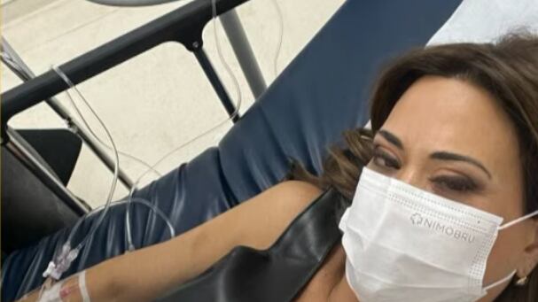 “El equipo está bastante preocupado por su salud”: Daniella Campos debió ser hospitalizada.