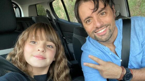 daniel valenzuela y su hija