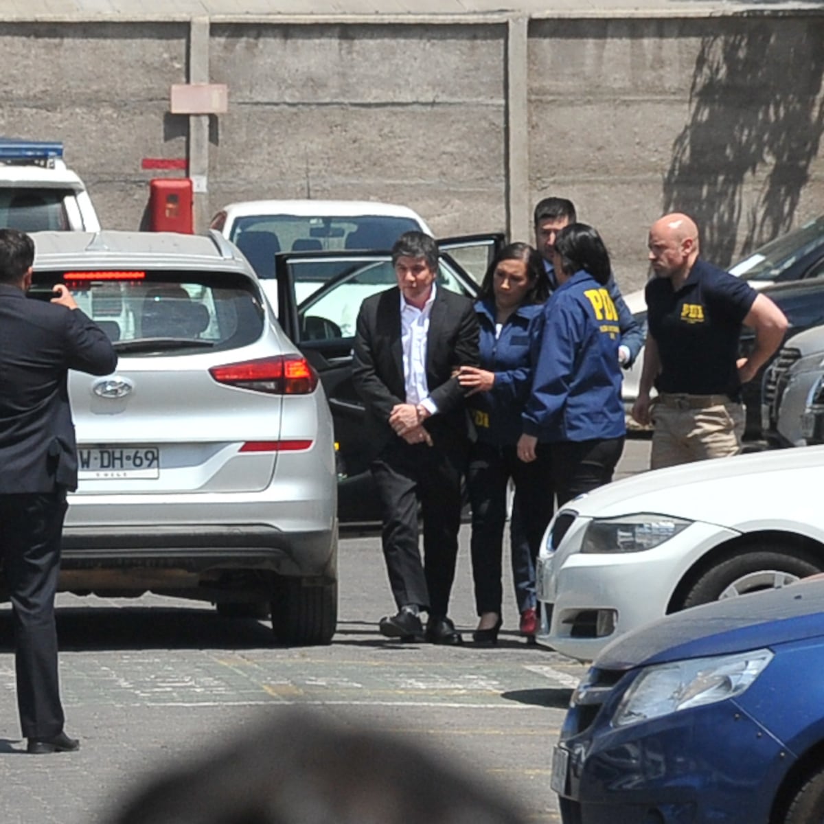 Defensa de Monsalve critica demora y forma de detención Defensa de Monsalve critica demora y forma de detención