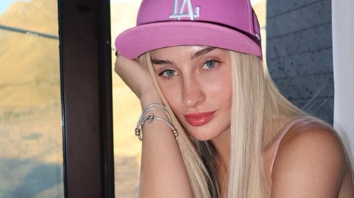 ¿Dardo para Austin Palao? Fran Maira posa tras confirmar soltería: "Me obligaste a irme cuando te quería"