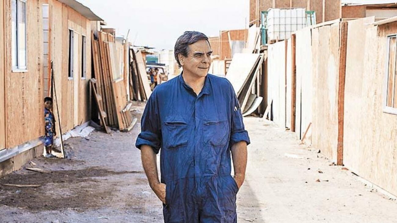 Felipe Berríos es expulsado de la Compañía de Jesús