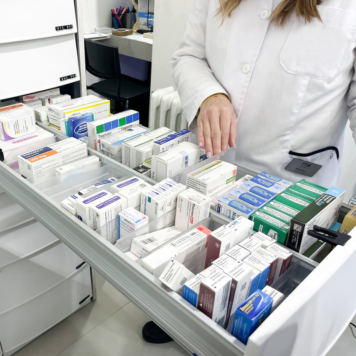Farmacias Ahumada pagará $980 millones por colusión de medicamentos Farmacias Ahumada pagará $980 millones por colusión de medicamentos