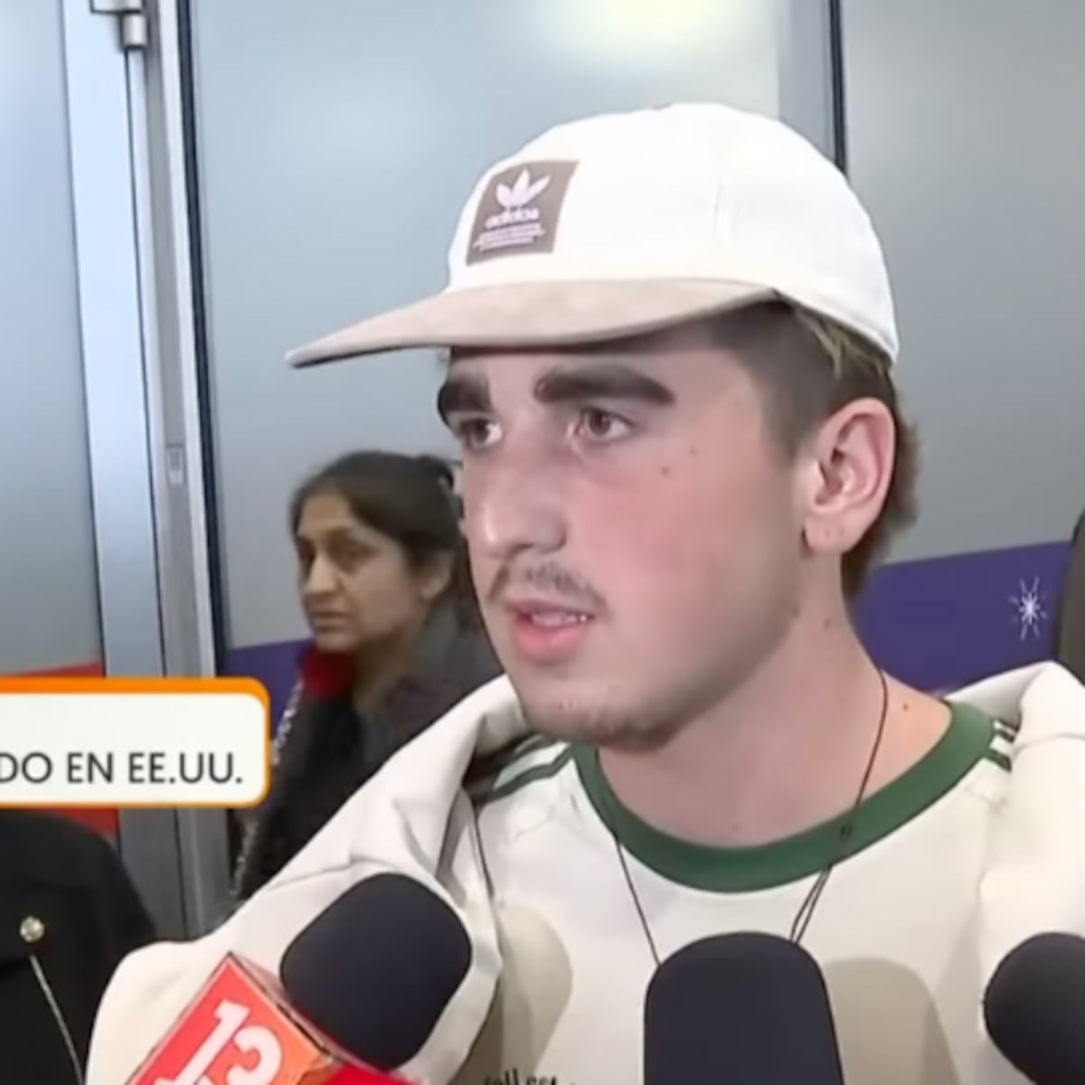 Joven de 19 años detenido en Alligator Alcatraz llega a Chile Joven de 19 años detenido en Alligator Alcatraz llega a Chile