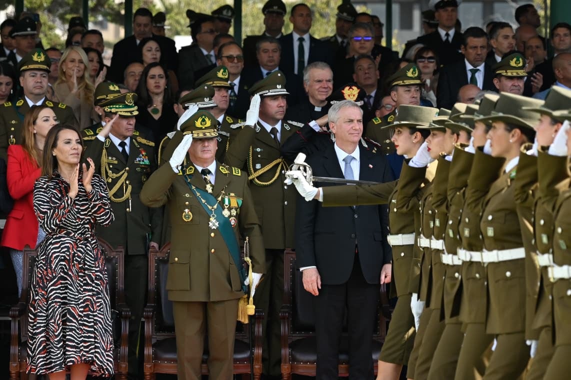 Kast Anuncia Mejoras Salariales y Apoyo Integral para Carabineros