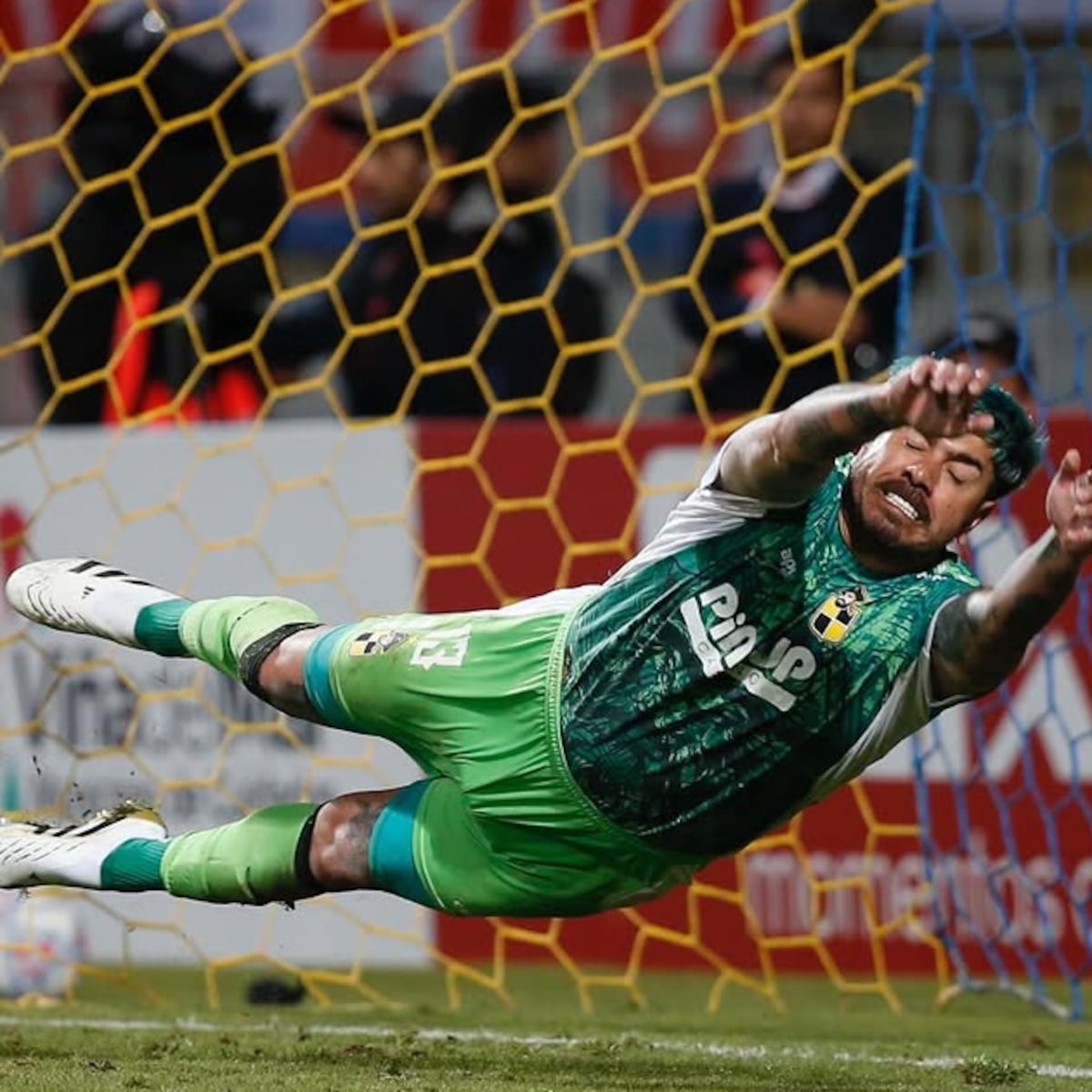 Elogian la actuación del “Mono” Sánchez en final contra la UC Elogian la actuación del “Mono” Sánchez en final contra la UC