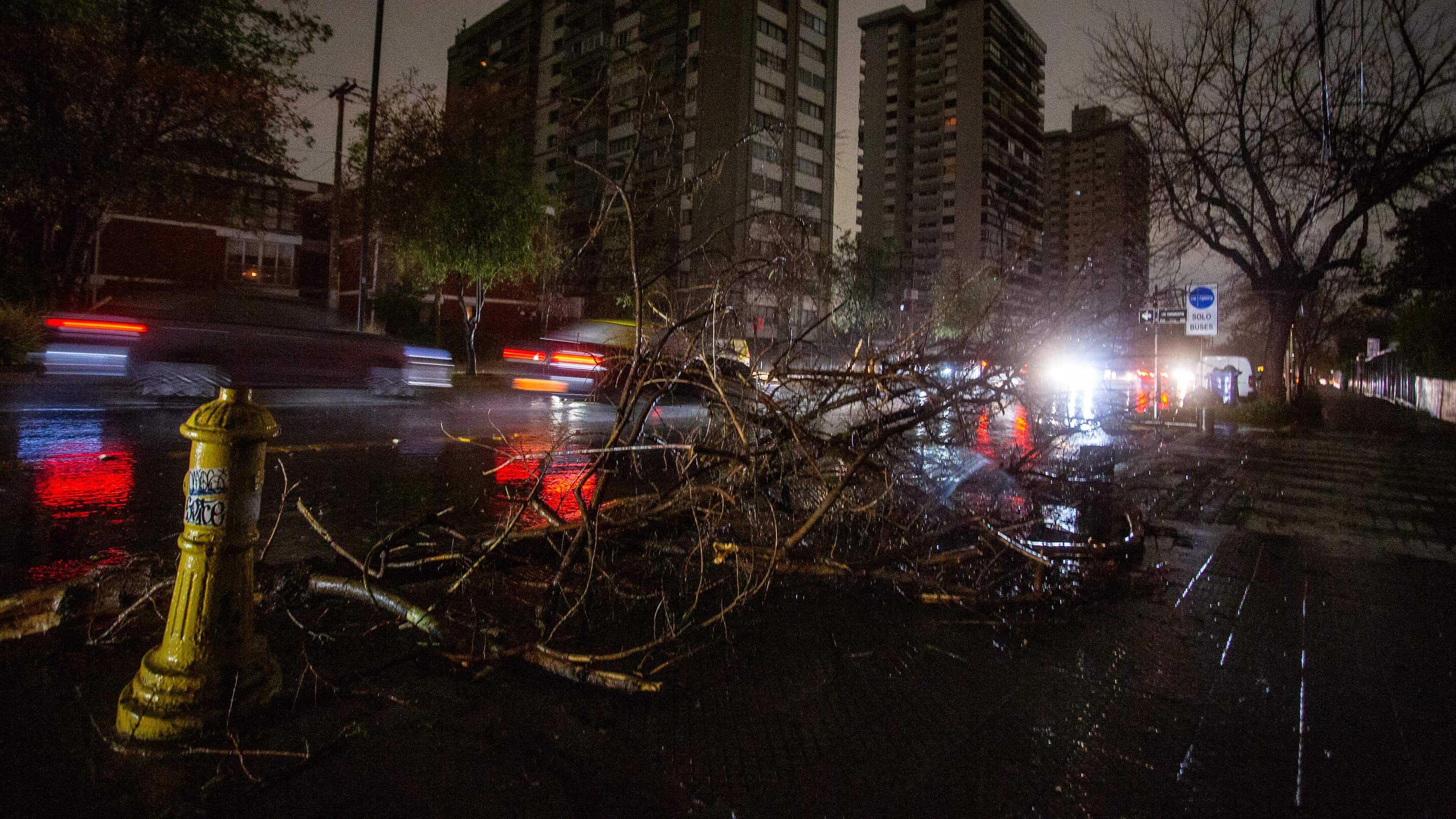 Sernac logra acuerdo con Enel por cortes de luz en 2024