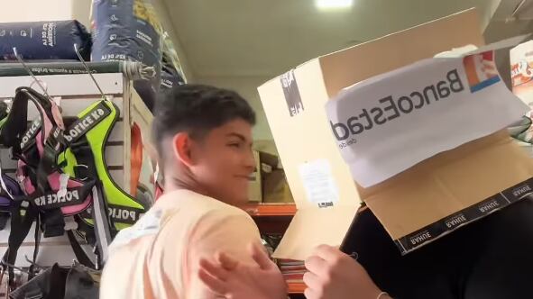 BancoEstado: Comercio viraliza su creativo reclamo tras problemas con el servicio