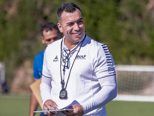 Esteban Paredes celebró su primer triunfo como DT y dejó clarito lo que quiere para el futuro con especial mensaje a Colo Colo: “Es un sueño”