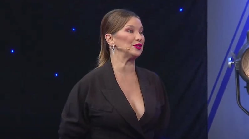 Claudia Schmitd | Captura: Zona de estrellas de Zona Latina