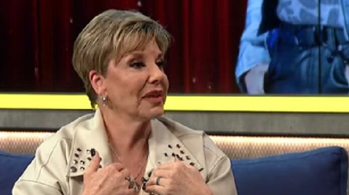 Paulina Nin de Cardona en "Todo va a estar bien " de Vía X