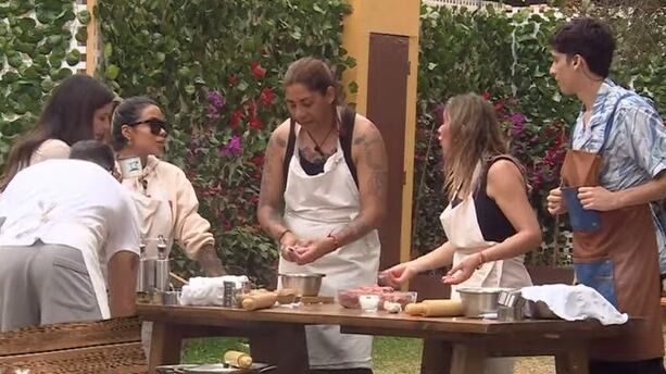 Ambas mujeres se enfrentarán en una fuerte discusión el episodio de esta noche, durante la realización de una actividad culinaria en el reality de Canal 13.