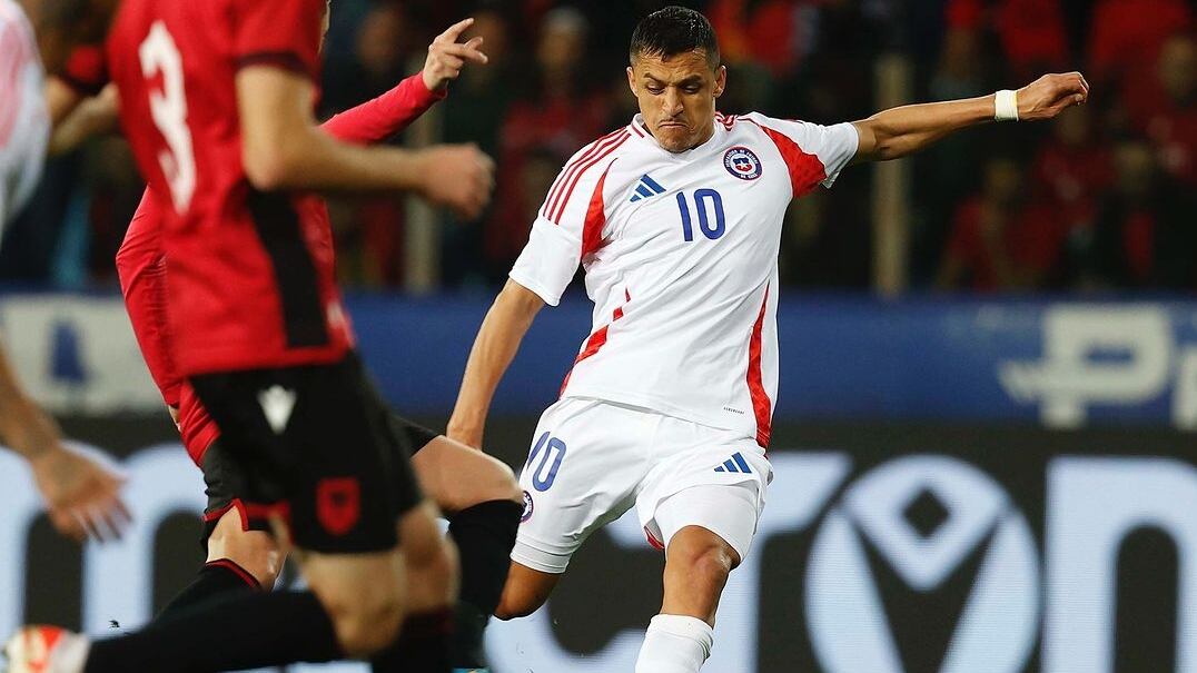 El delantero nacional será uno de los 11 titulares con los que Ricardo Gareca iniciará el partido amistoso de la Roja ante Paraguay.