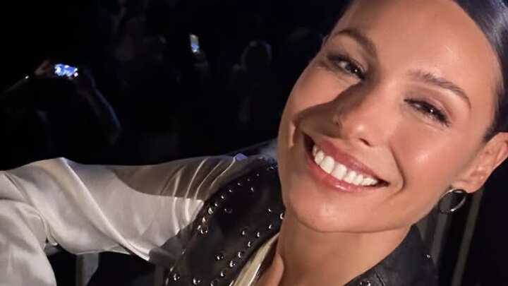 Pampita Ardohain reflexiona tras su caída en pleno desfile .