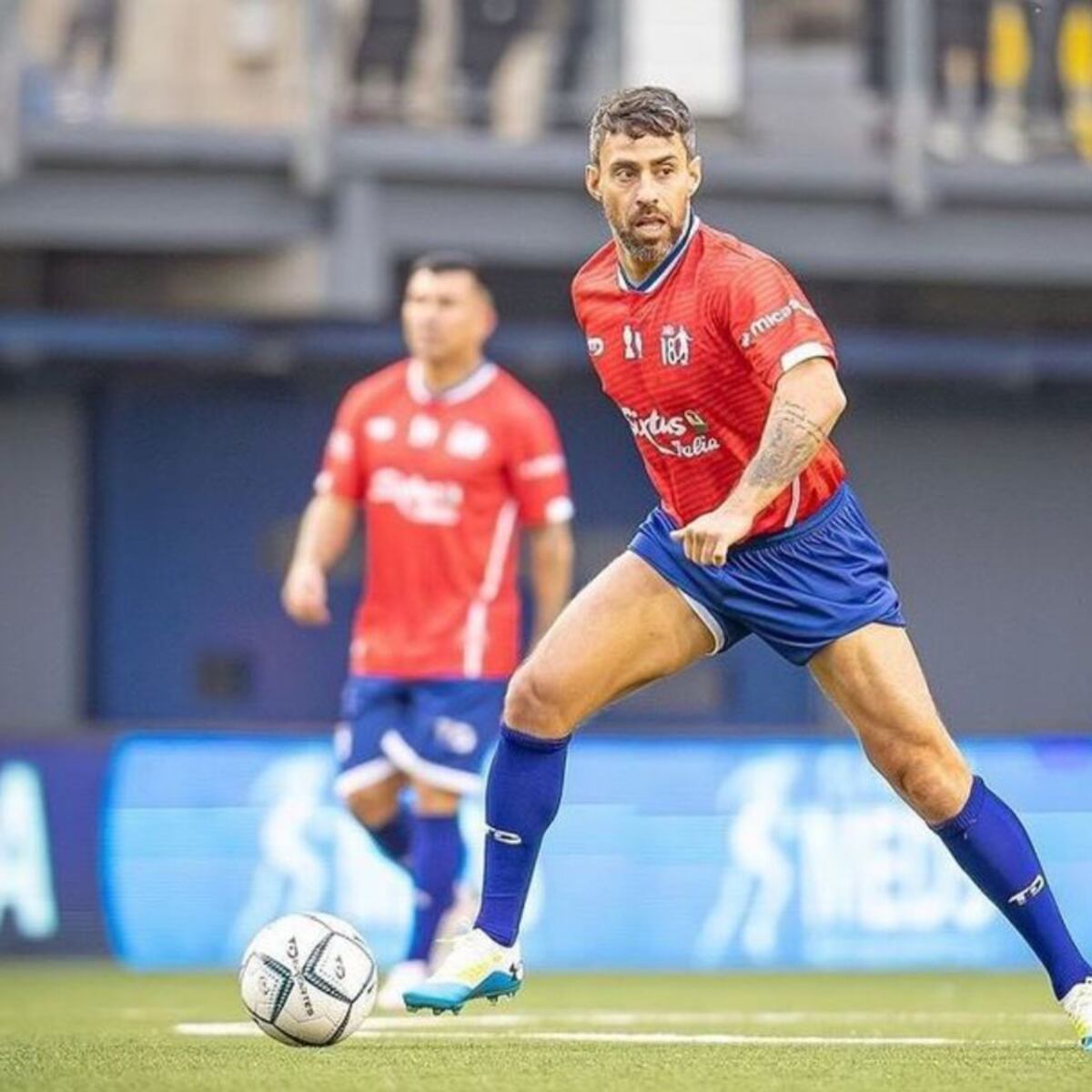 Jorge 'Mago' Valdivia coquetea con un regreso al fútbol Jorge 'Mago' Valdivia coquetea con un regreso al fútbol