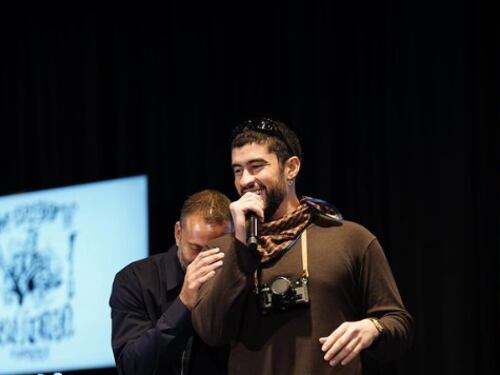 Bad Bunny le da clases a estudiantes de universidad en Florida