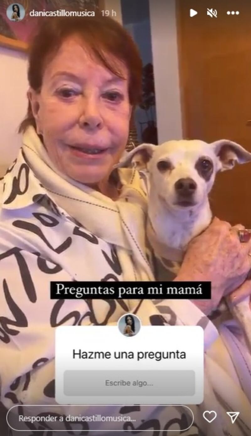 Daniela Castillo habló de cómo ha estado su madre sin su marido hace poco más de un año.