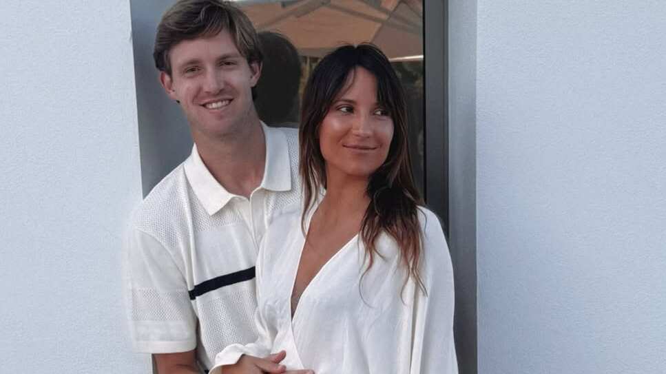 El matrimonio tuvo este lunes a su primera hija, la tercera del clan Jarry-Urruticoechea, que ya tenía dos hijos varones.