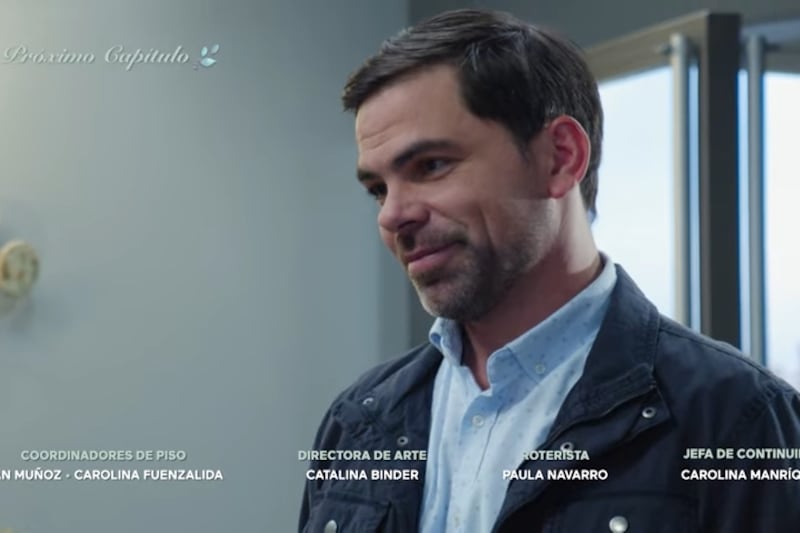 El actor recordó en un podcast la ocasión en que fue deportado desde España por haber sido pillado orinando en la calle.