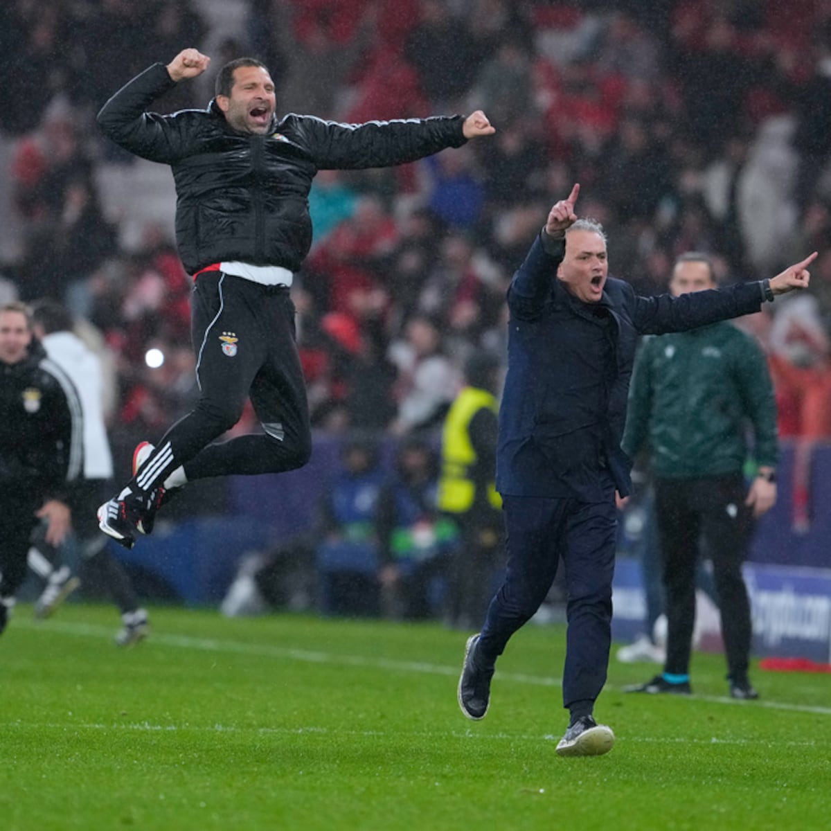 Benfica de Mourinho clasifica en Champions League con gol del arquero Benfica de Mourinho clasifica en Champions League con gol del arquero