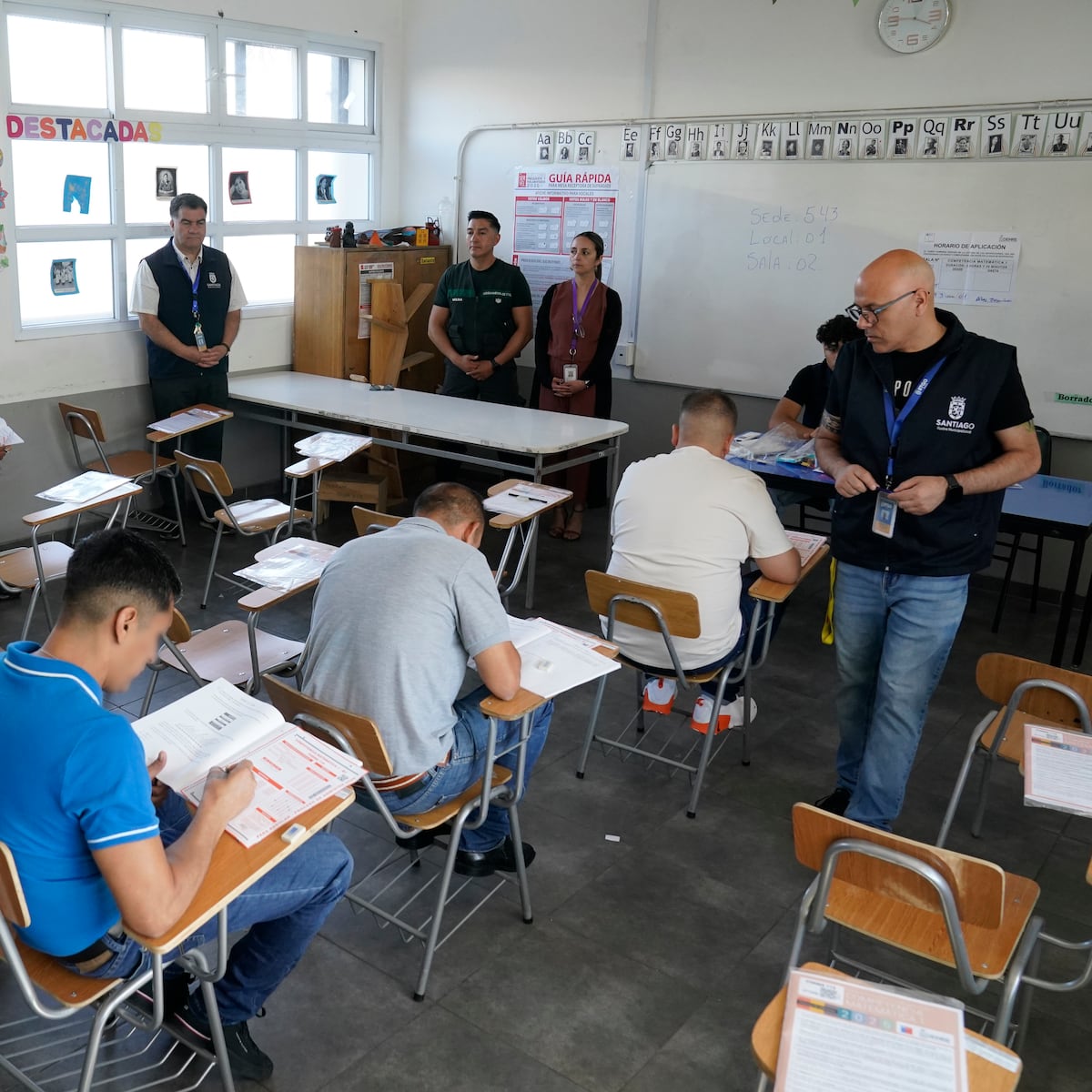 Interno en PAES 2025 logra 874 puntos Interno en PAES 2025 logra 874 puntos