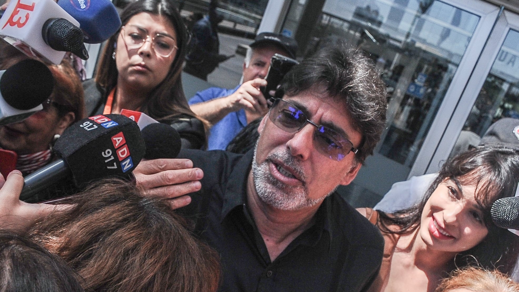 El militante comunista recibió críticas de parte de la bancada del PS luego de ser excluido por la candidata Jeannette Jara como parte de su comando para las elecciones primarias del bloque izquierdista.